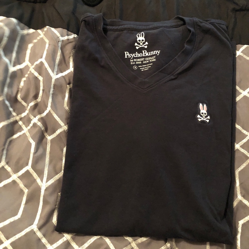Psycho bunny black vneck